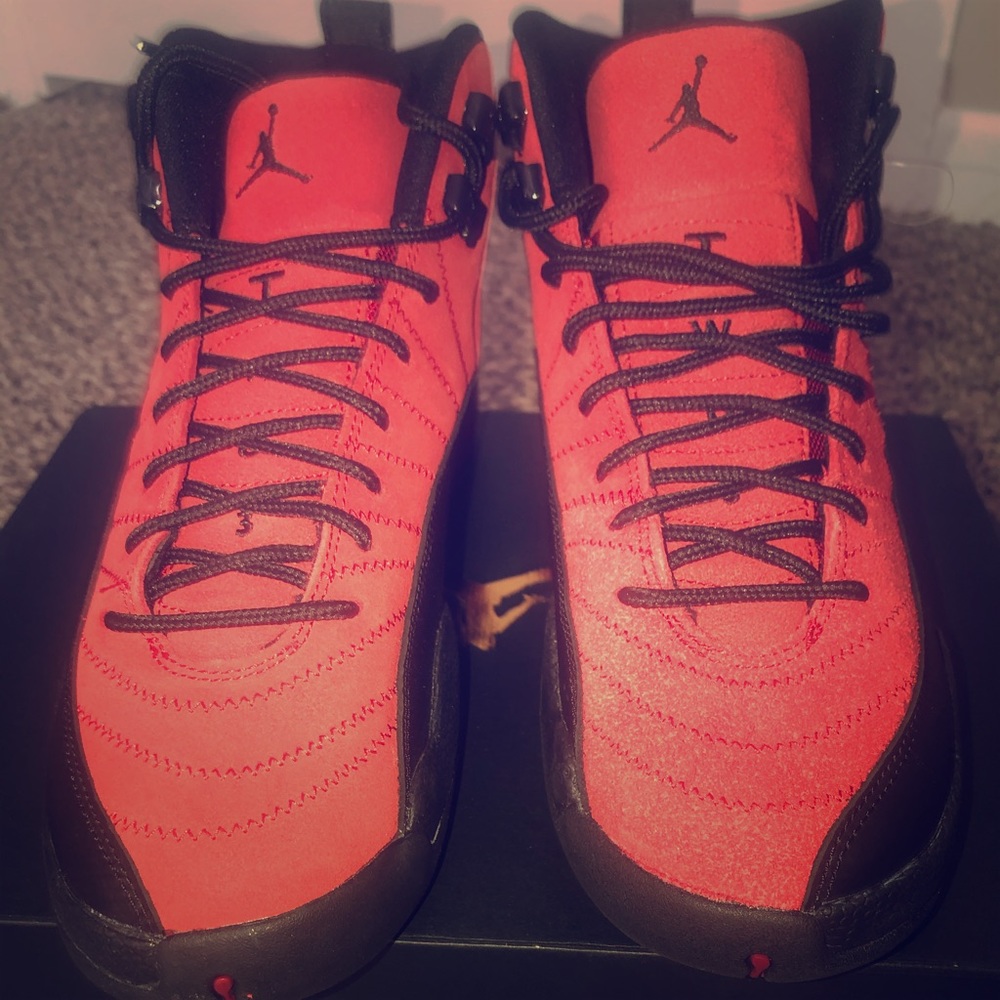 Jordan Retro 12 Reverse Flu Game Varsity Red/Black